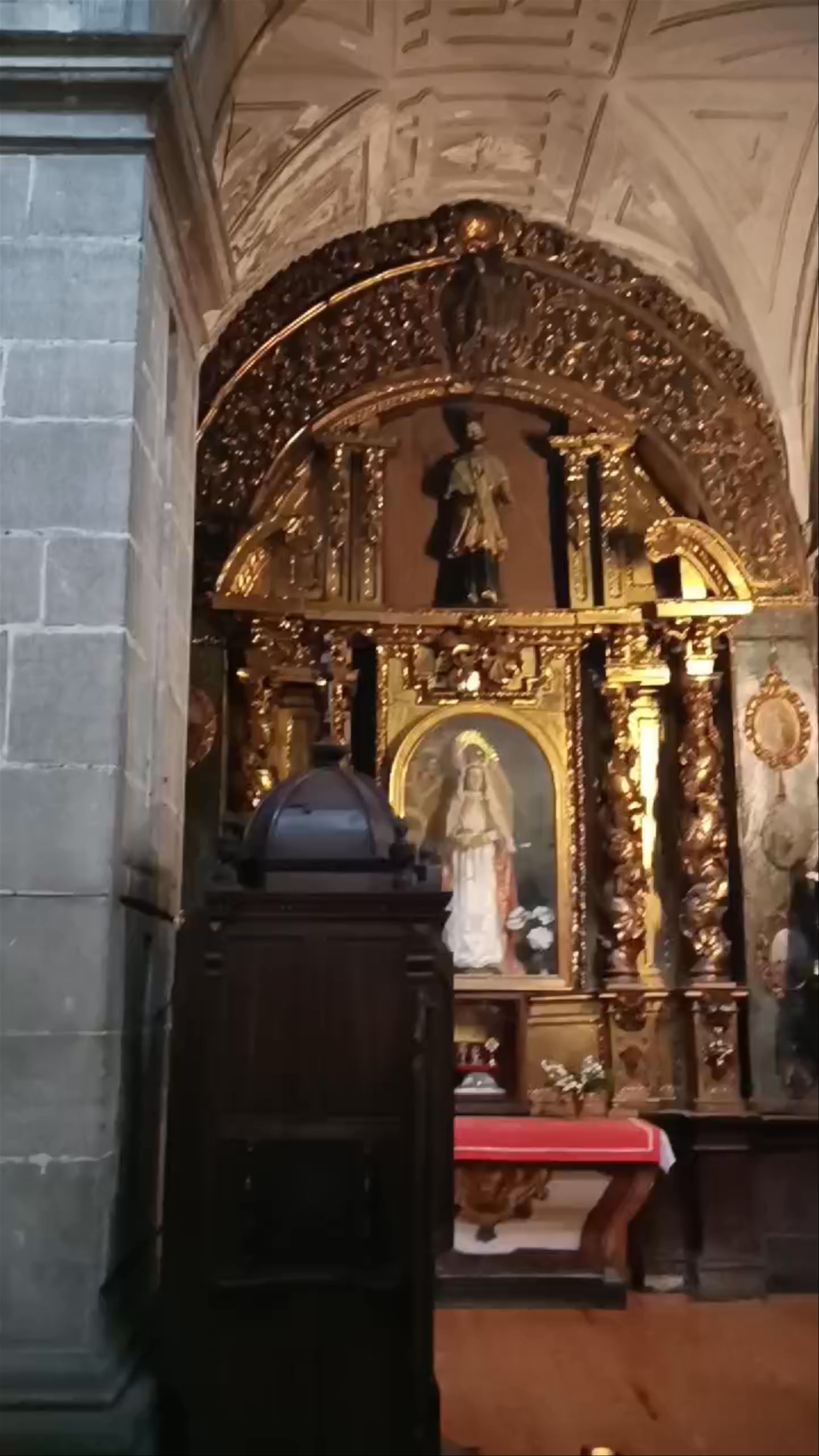 Iglesia de San Isidoro El Real