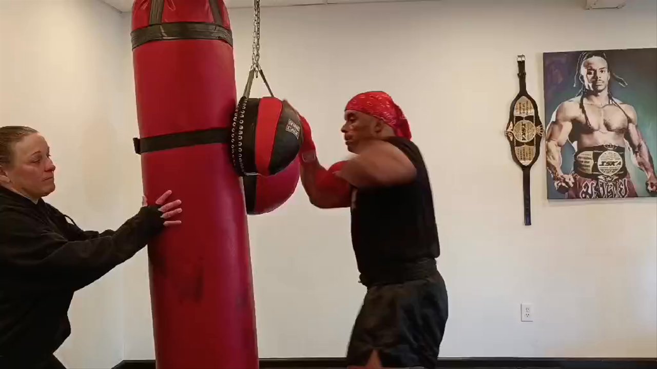Jamma - Muay Thai Elbow Strikes - Self-defense Classes Near Me - Richmond Heights, Missouri