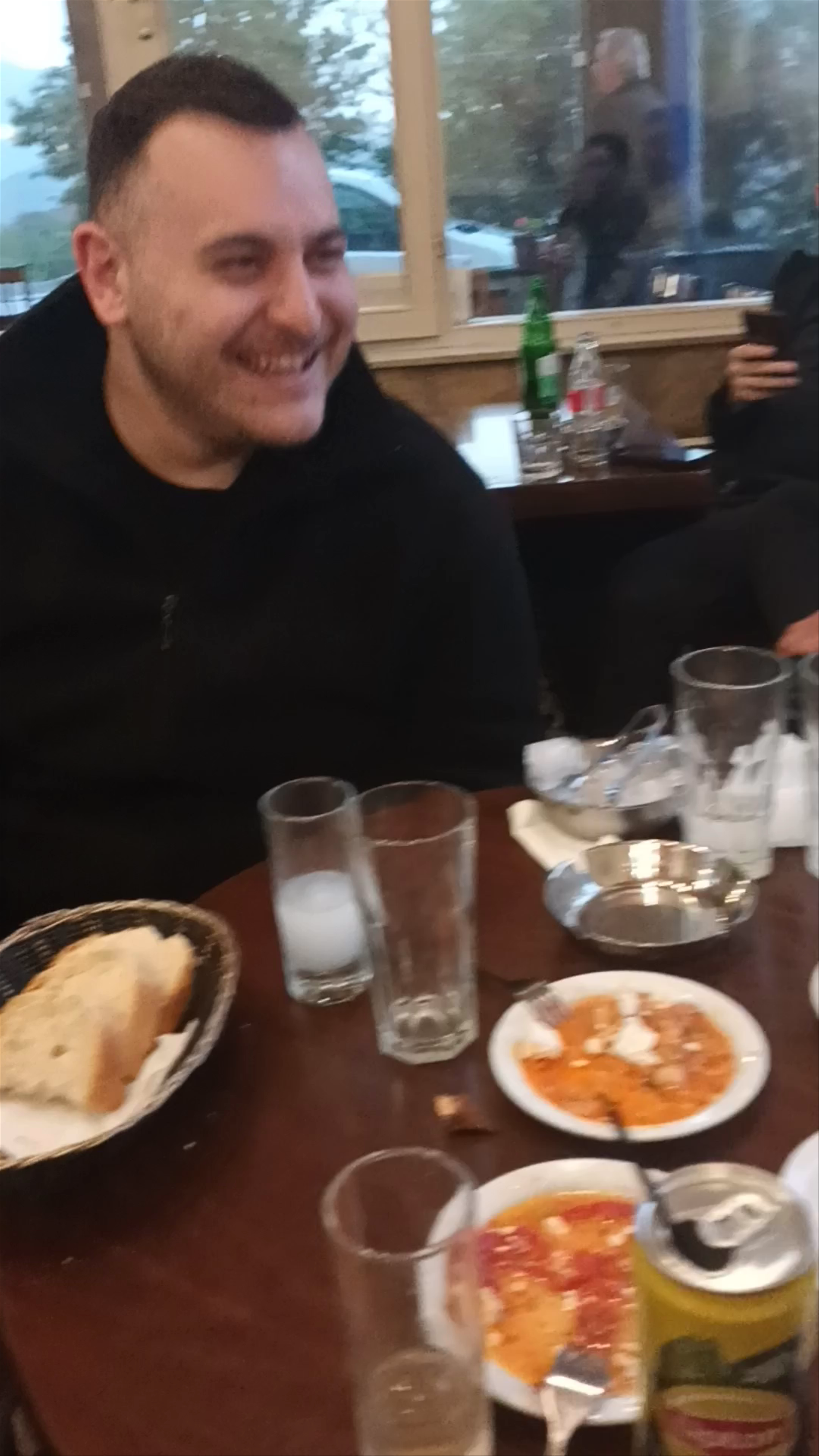 Καφέ-Ουζερί «Τα Ριζώματα»: Authentic Greek Tavern Experience in Rizomata