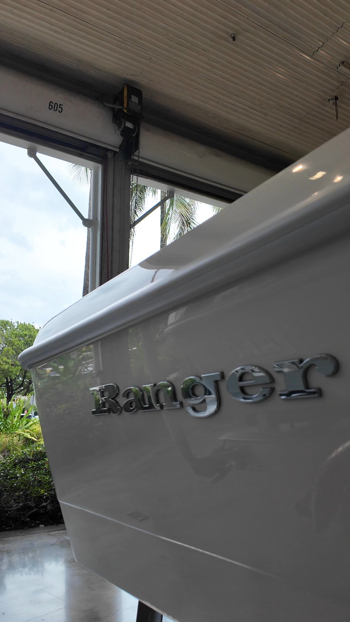 🛥️ AUGUST SHOWROOM RUNDOWN 🛥️

Boats Shown:
- 2...