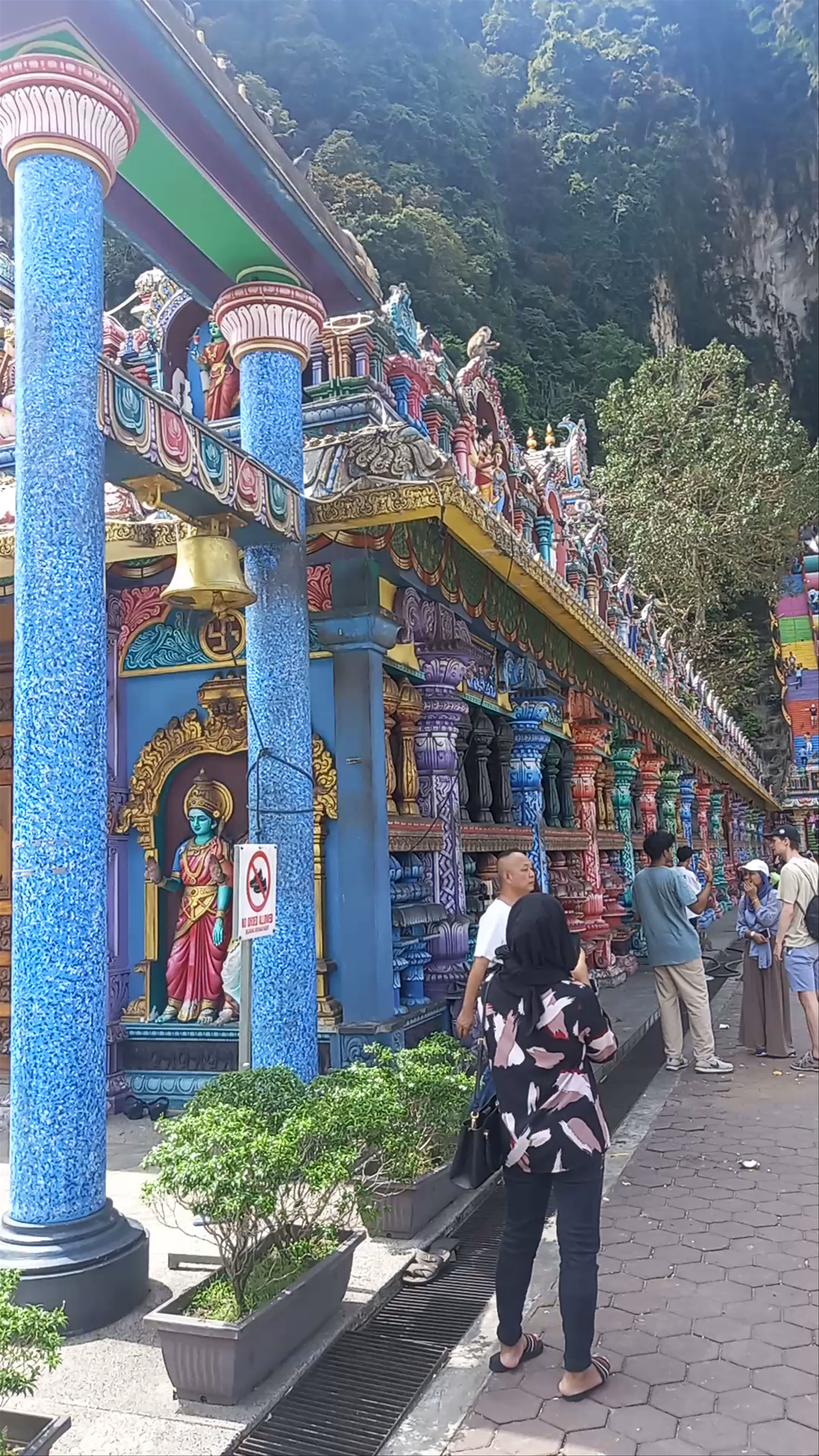 Arulmigu Murugan Statue