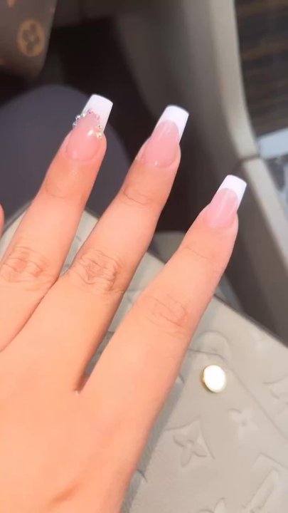 Zizi Pedispa & Nails - Nail Salons Near Me - Arlington, Texas