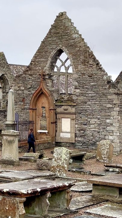 Old St Peters Kirk - Views of the church ruins exterior from inside the cemetery - Landmarks & Historical Buildings Near Me - Thurso