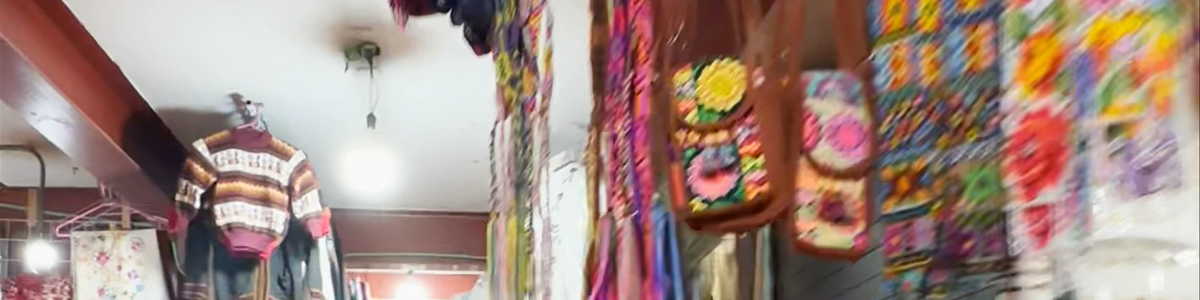 Mercado de Dulces y Artesanías Ámbar