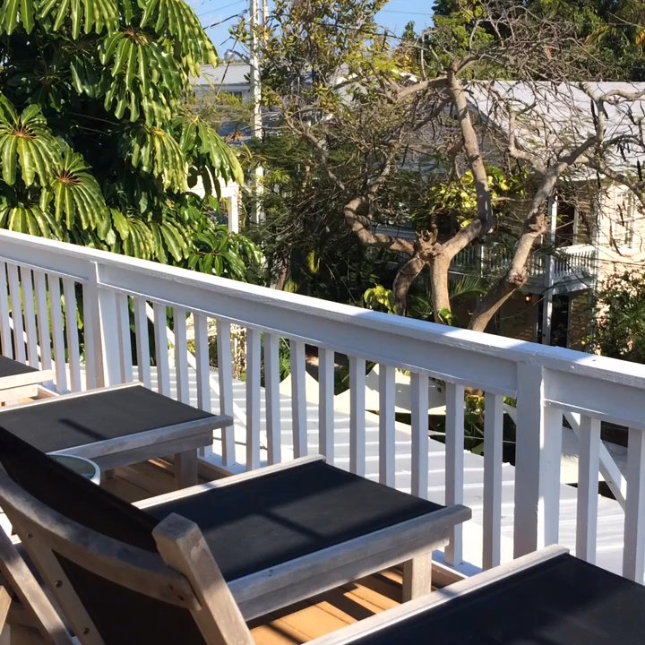 Alexander's Guesthouse - Tanning decks - Guest Houses Near Me - Key West, Florida