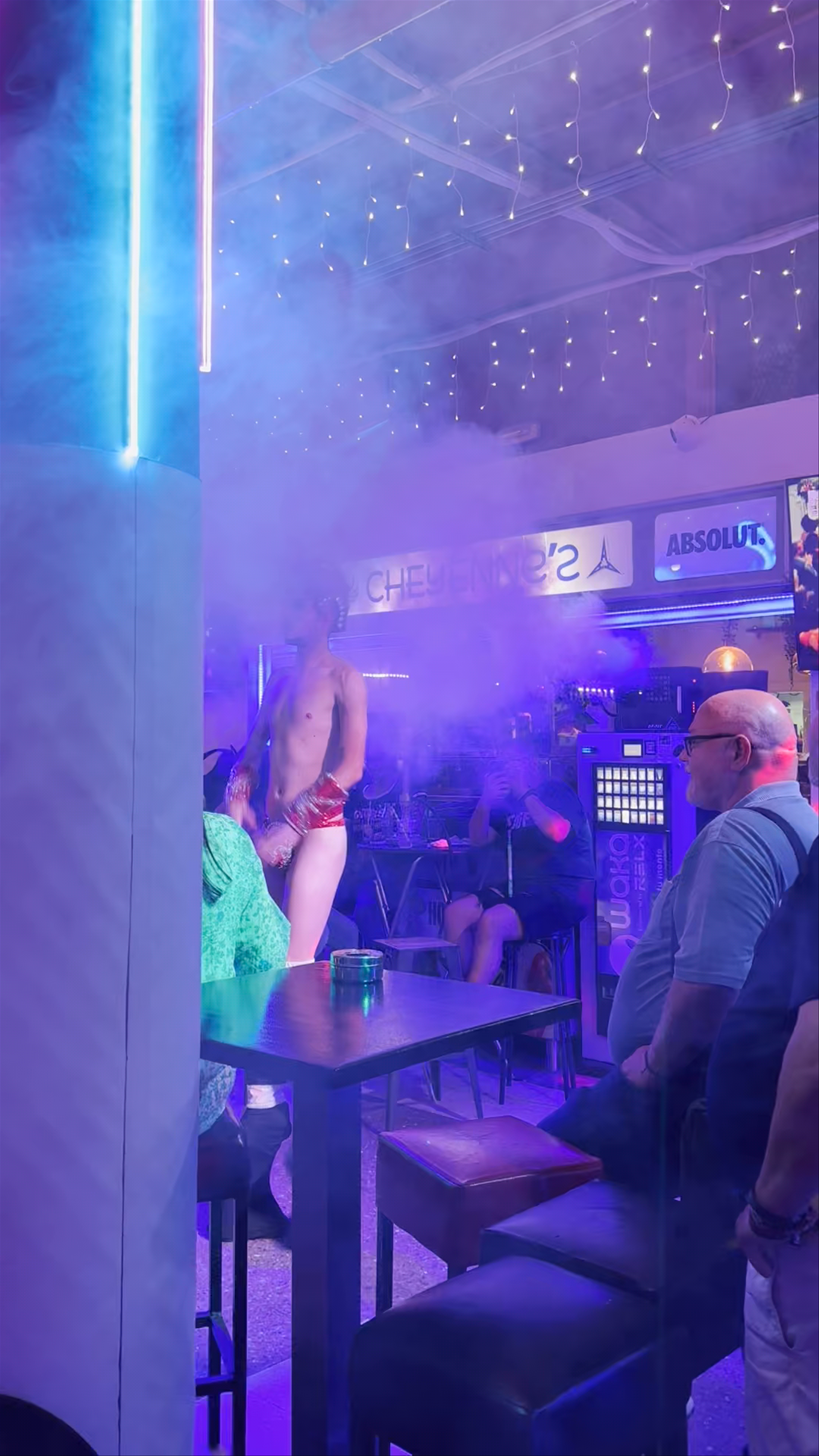 Nightlife Vibes at Bar Divinity in Maspalomas