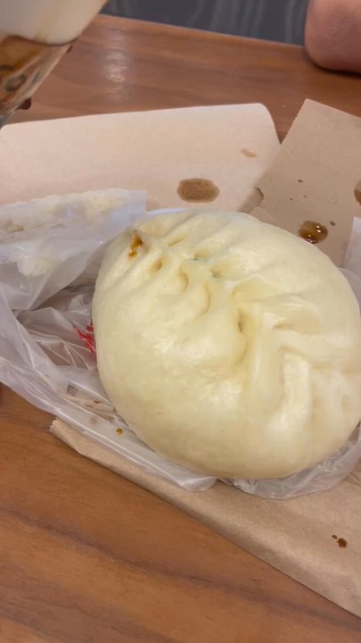 Bao Bao Dim Sum - Soy sauce on bao - Montréal, QC