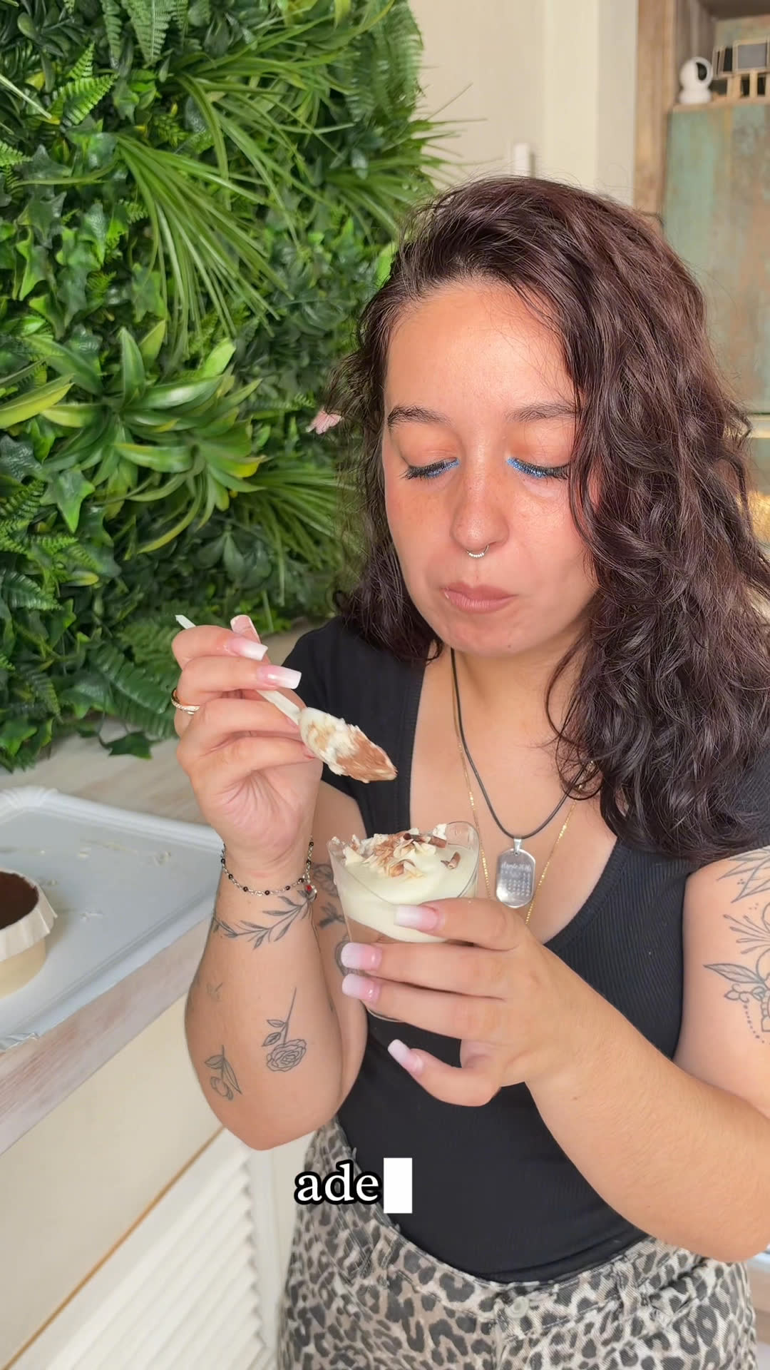 Vídeo UGC 2 de Naira