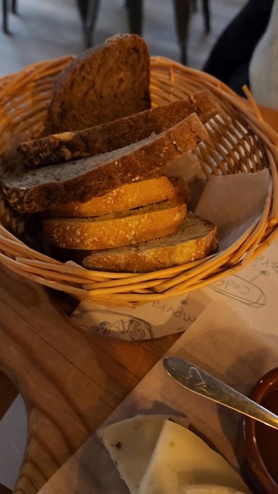 Tapa Bucho - Iberico was delicious - Tapas Bars Near Me - Lisbon, 11