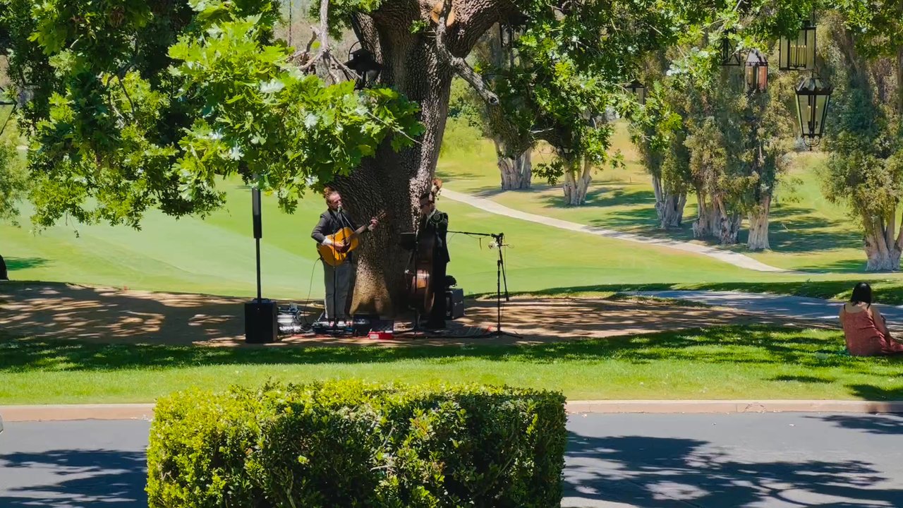 The Oak - American Near Me - Ojai, California