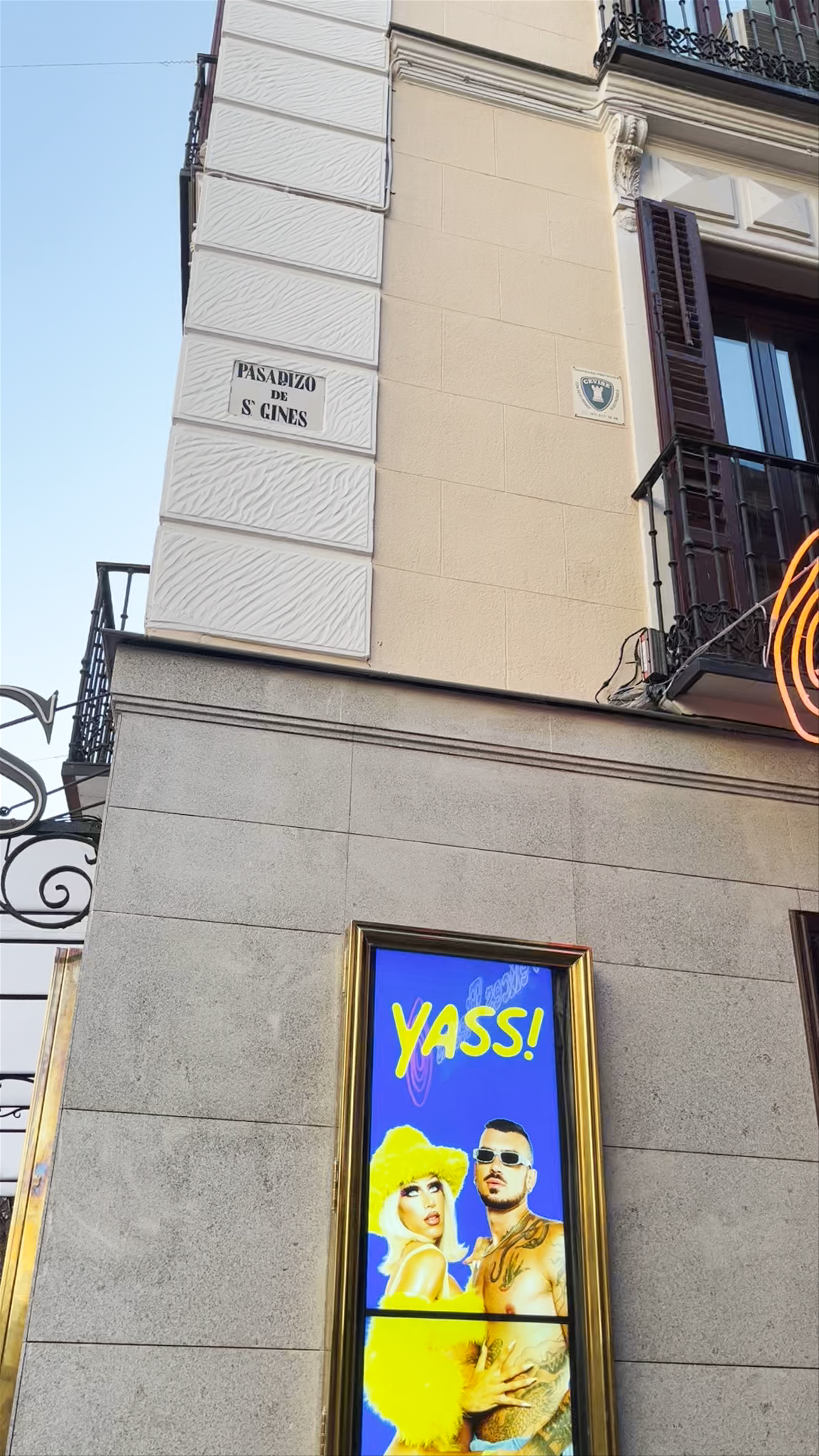 Chocolatería San Ginés