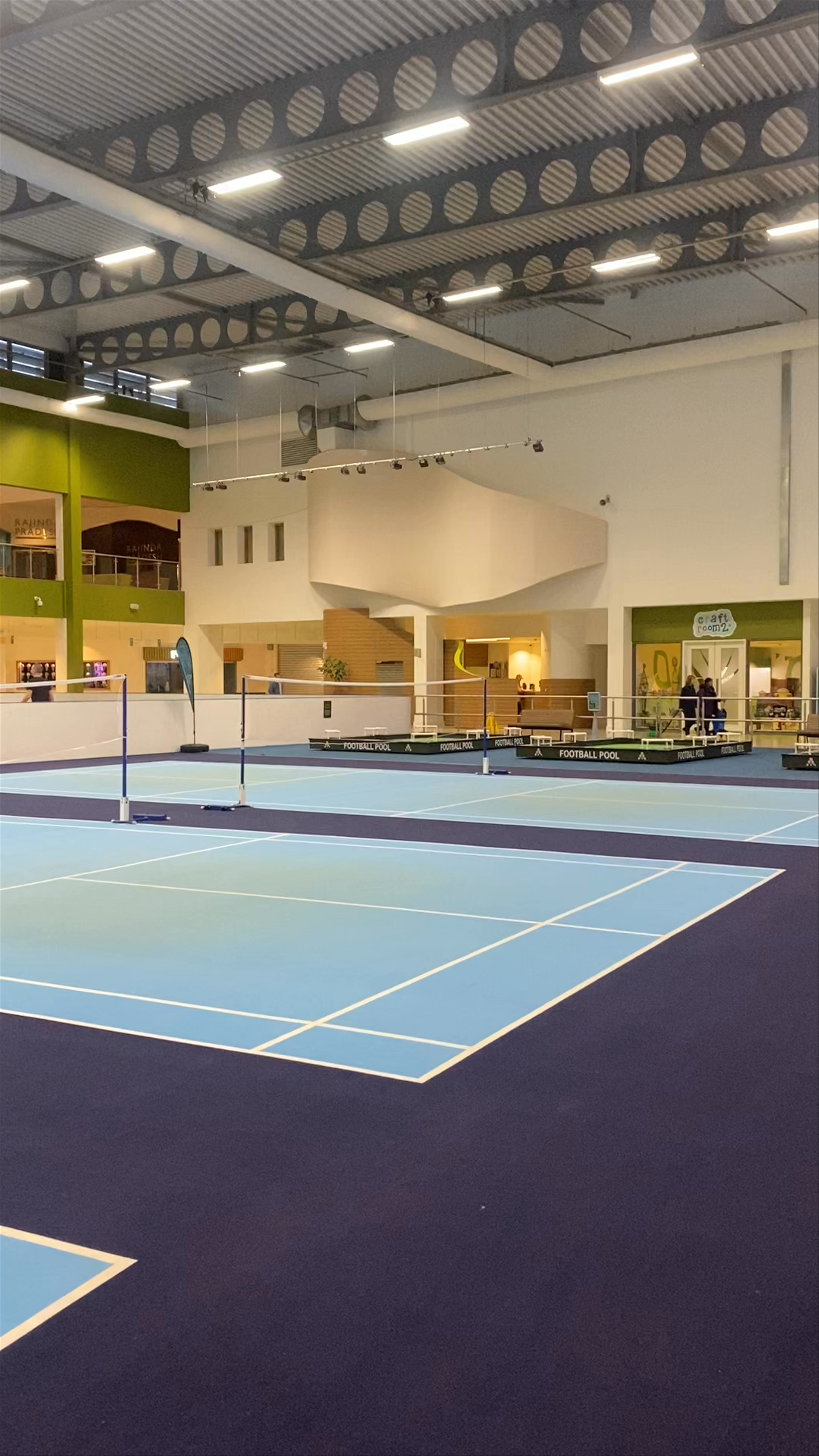Center Parcs Woburn Forest: Indoor Sports and Leisure Wonderland
