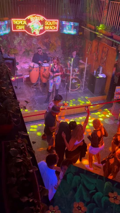 Salsa Mia - Video of the facility - Dance Clubs Near Me - Miami Beach, Florida