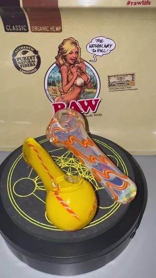 Preview pic of 2 Thick Glass Spoon Pipes