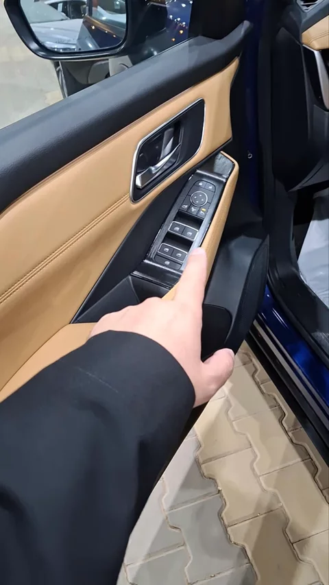 نيسان اكس تريل S 7 Seats 2024