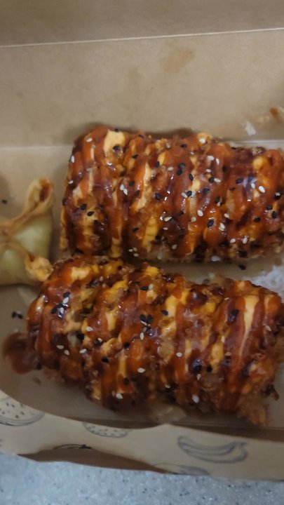 Piña's Juice Bar - 2 orders of suishi - Juice Bars & Smoothies Near Me - Williams, California