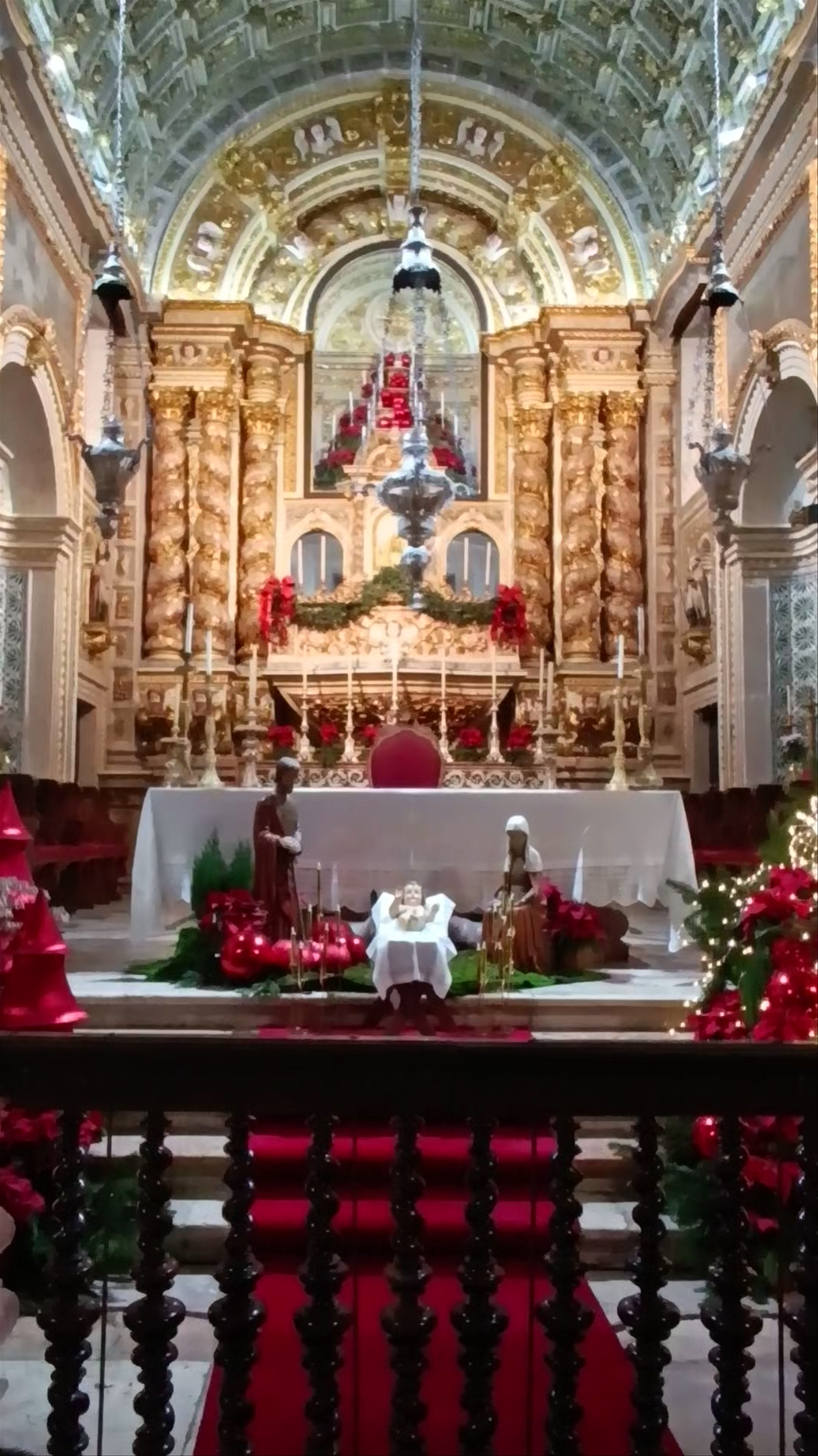Santuário de Nossa Senhora da Nazaré: Baroque Splendor in Nazaré, Portugal