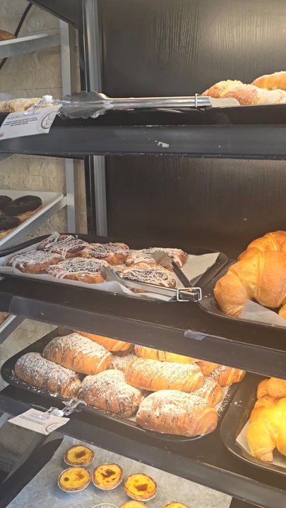 La Casa Dolce - Pastries - Bakeries Near Me - Mississauga, Ontario