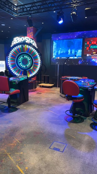 Starlight Casino - Las Vegas Local approves this cozy casino! - Casinos Near Me - Edmonton, Alberta