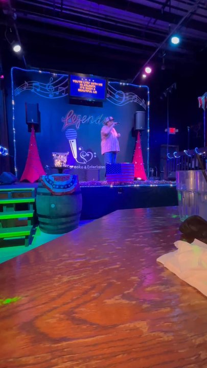 Legends Sports Bar - Sports Bars Near Me - Fort Worth, Texas