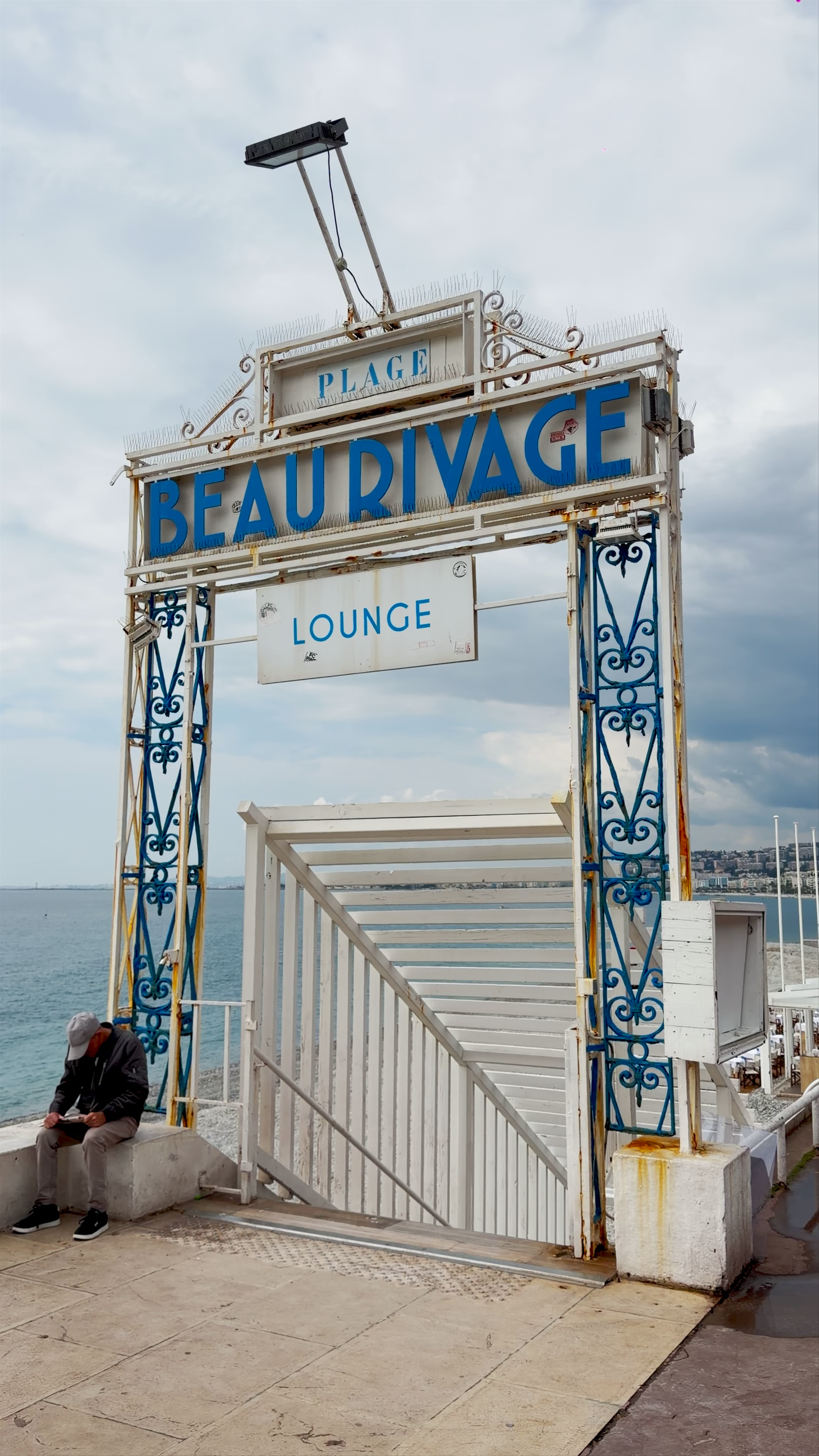 Plage Beau Rivage Beach