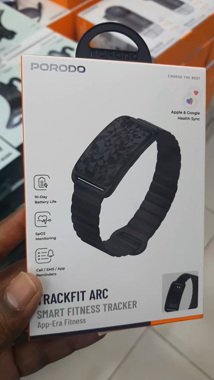 The Porodo TrackFit Arc Smart Fitness Tracker in black