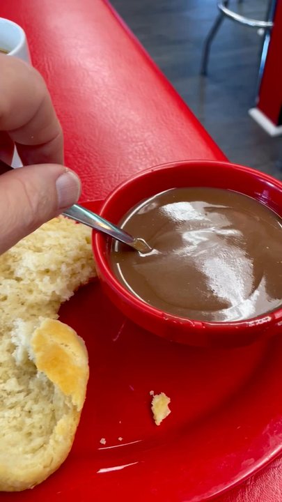 Algood City Diner - Putting the gravy on. - Southern Near Me - Algood, Tennessee