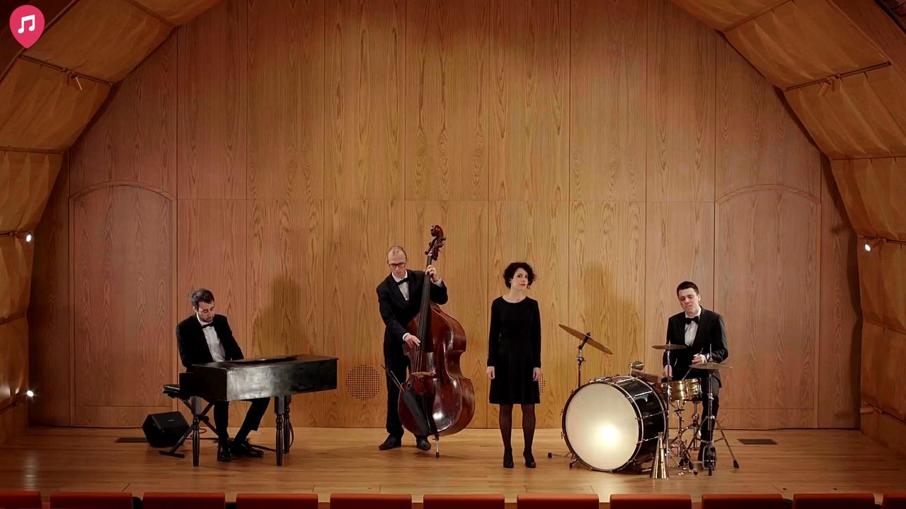The Suits Jazz Band - Female Singer Showreel 2026 - video 4