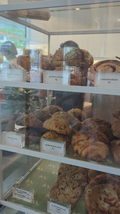 ivy. Coffee Shop - Coffee & Tea Near Me - Toronto, Ontario