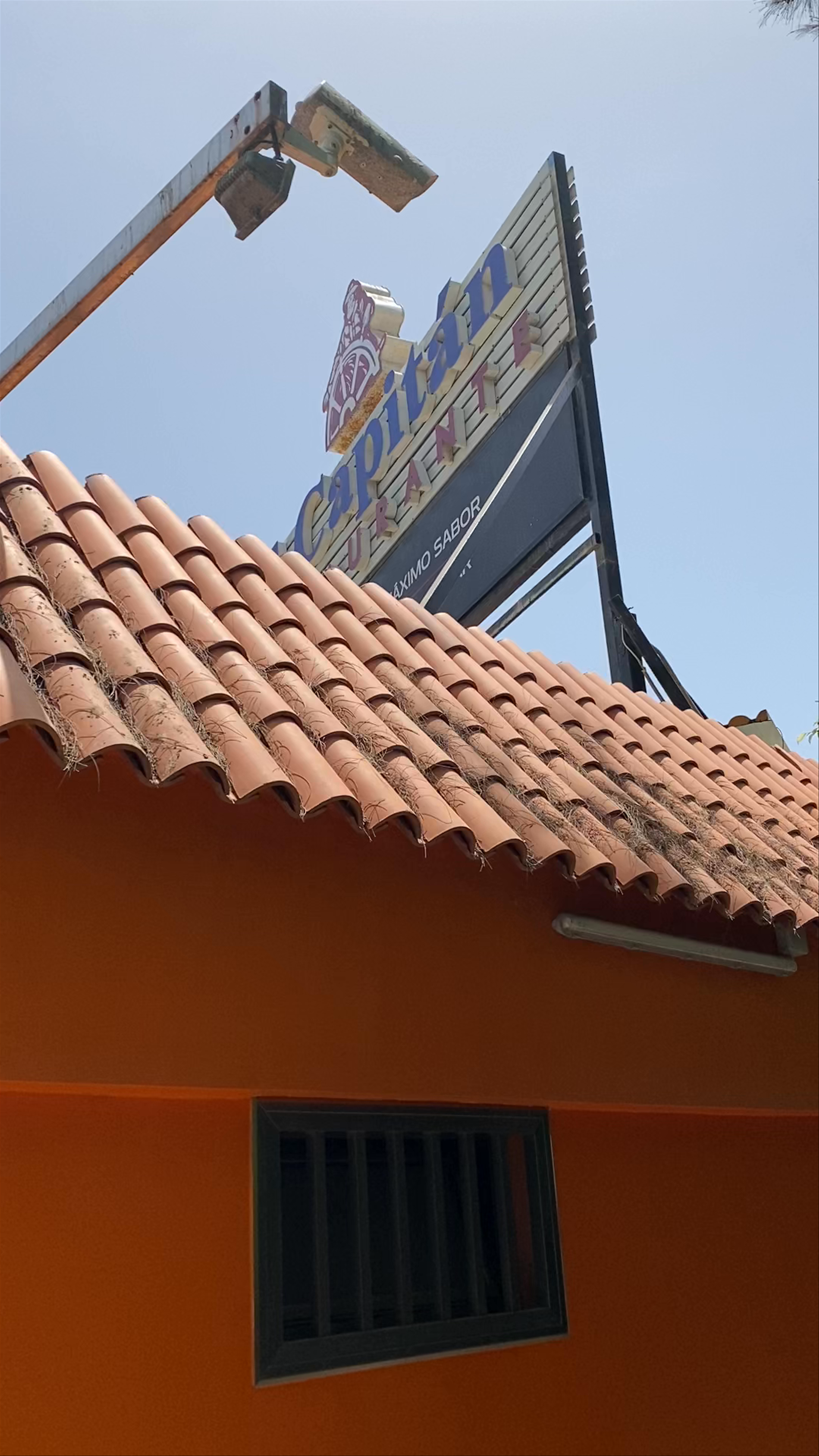 Restaurante El Capitán: Beachside Dining in Maspalomas