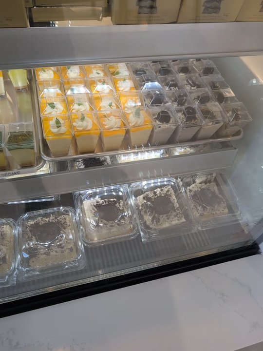 Haraz Coffee House - Food display - Coffee Roasteries Near Me - Ashburn, Virginia