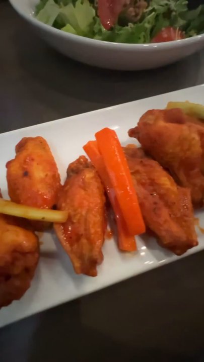 Whiskey & Wings - Sports Bars Near Me - Cave Creek, Arizona