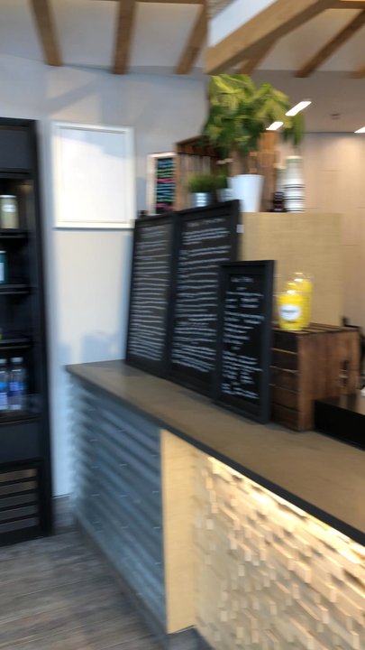 Mingle Juice Bar - Check out this adorable juice joint. Love it! - Juice Bars & Smoothies Near Me - Glenview, Illinois