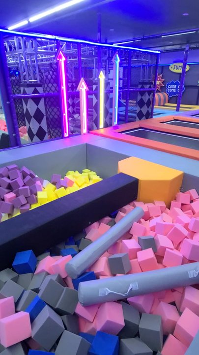 MAX FUNLAND - Updated July 2026 - 14 Photos - 3843 Nostrand Ave ...