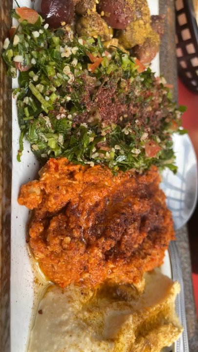 Dar525 - Lunch - Mezze Platter with Pinot Grigio - Middle Eastern Near Me - Brooklyn, New York