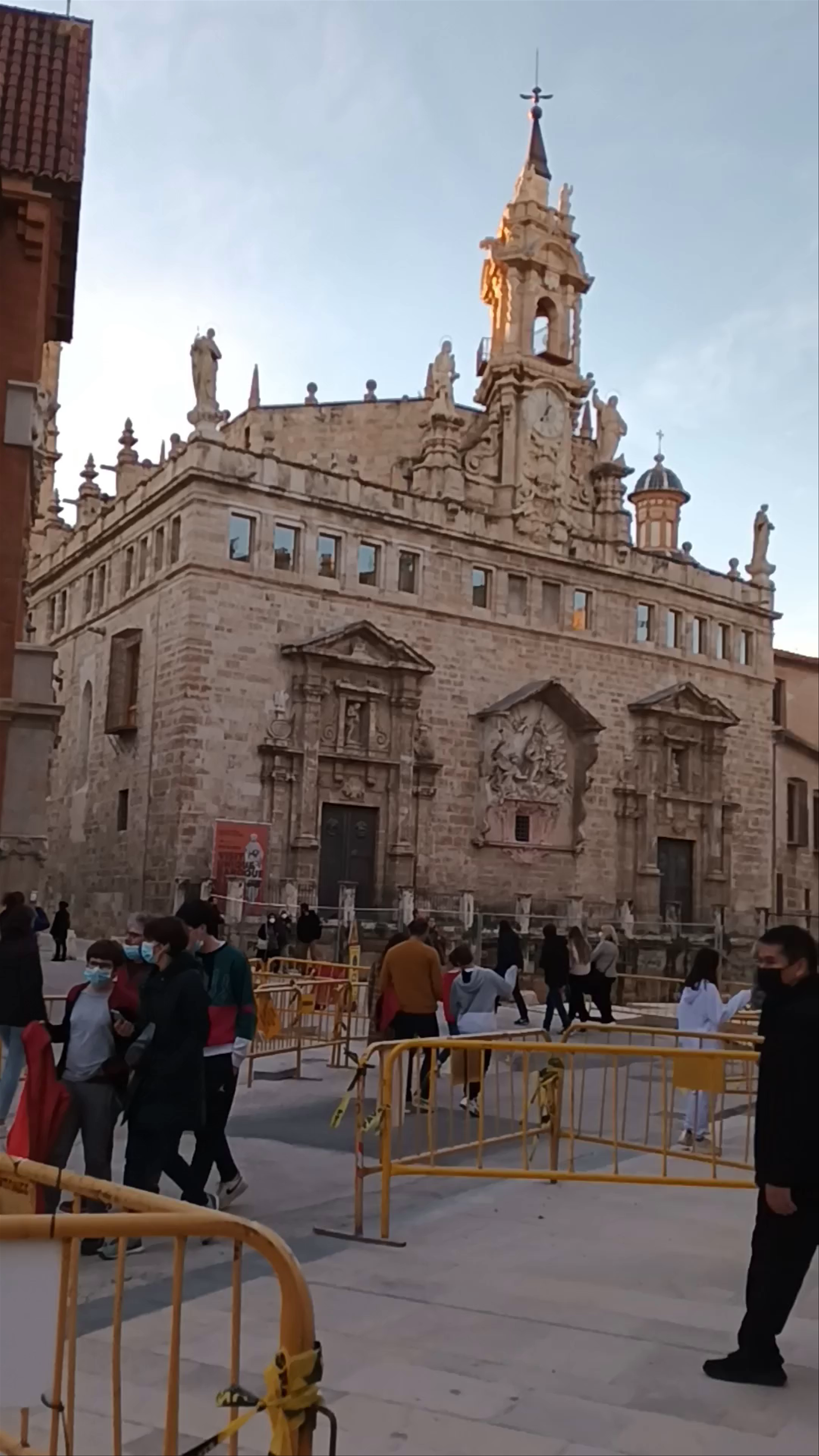 Iglesia de los Santos Juanes: Historic Gothic Splendor in Valencia
