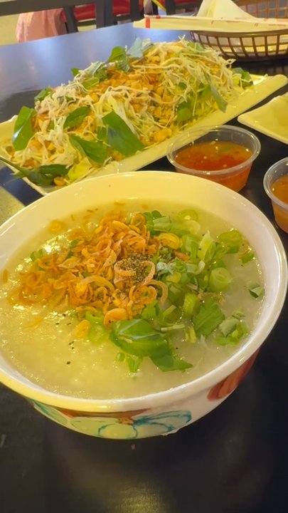 Danh Thai - Duck porridge - Food Court Near Me - Garden Grove, California