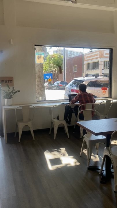 Dek Doi Cafe - View of this interior - Cafes Near Me - Oakland, California