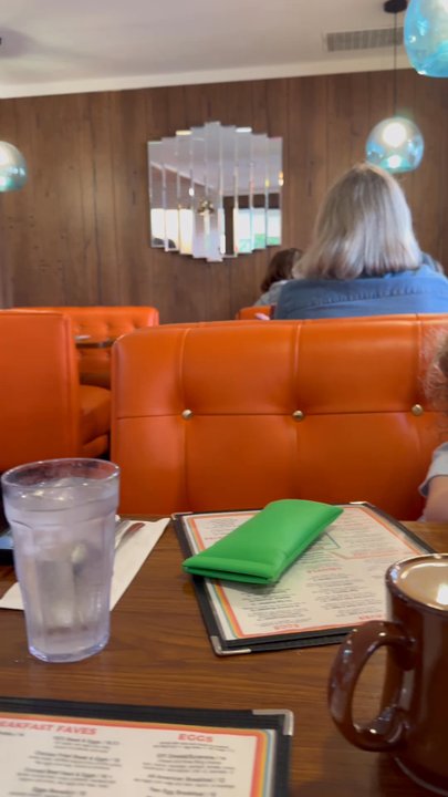 Dick Church's - Inside - Diners Near Me - Costa Mesa, California