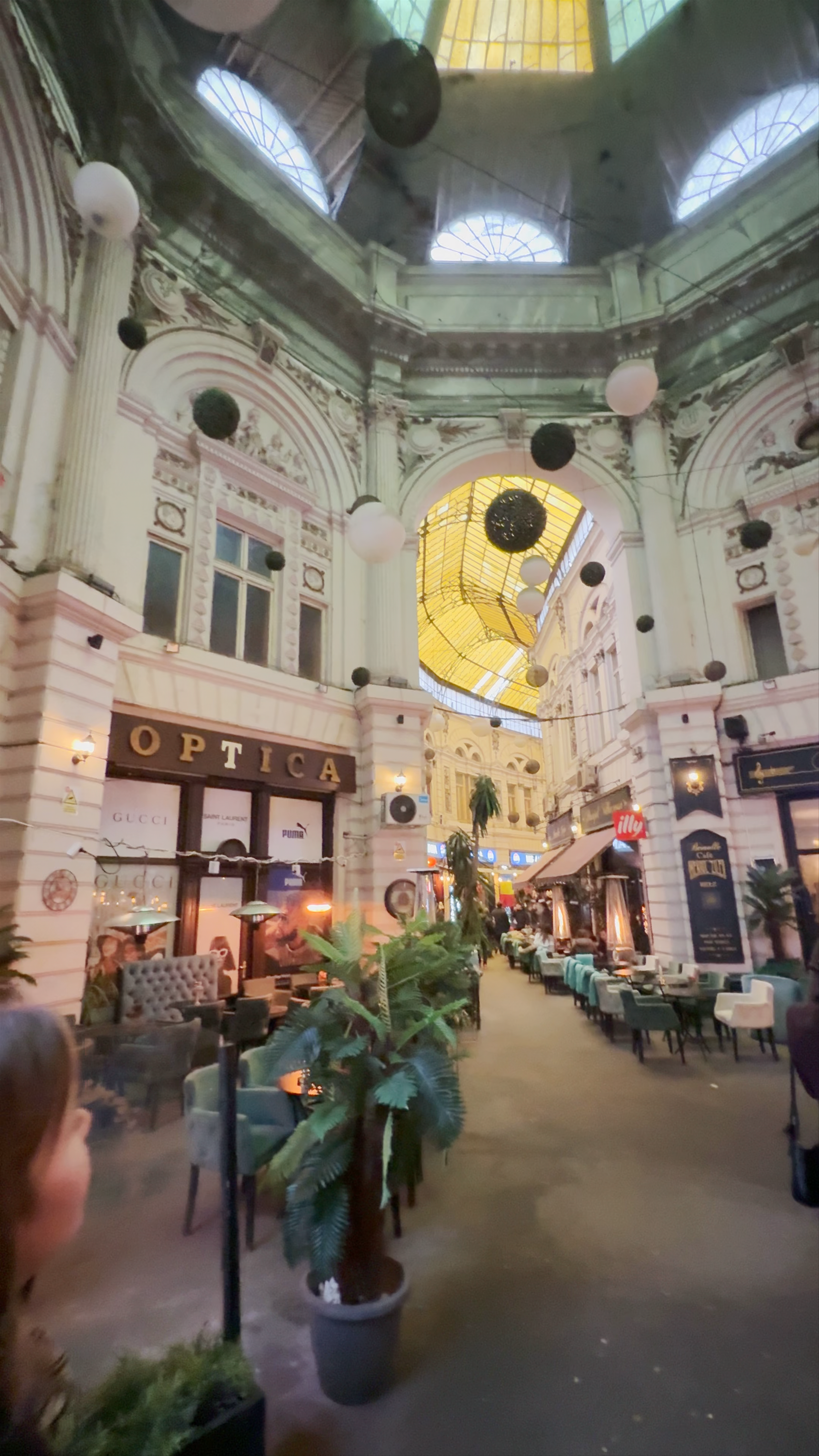 Macca - Vilacrosse Passage: Elegant Cafes & Historic Charm in Bucharest