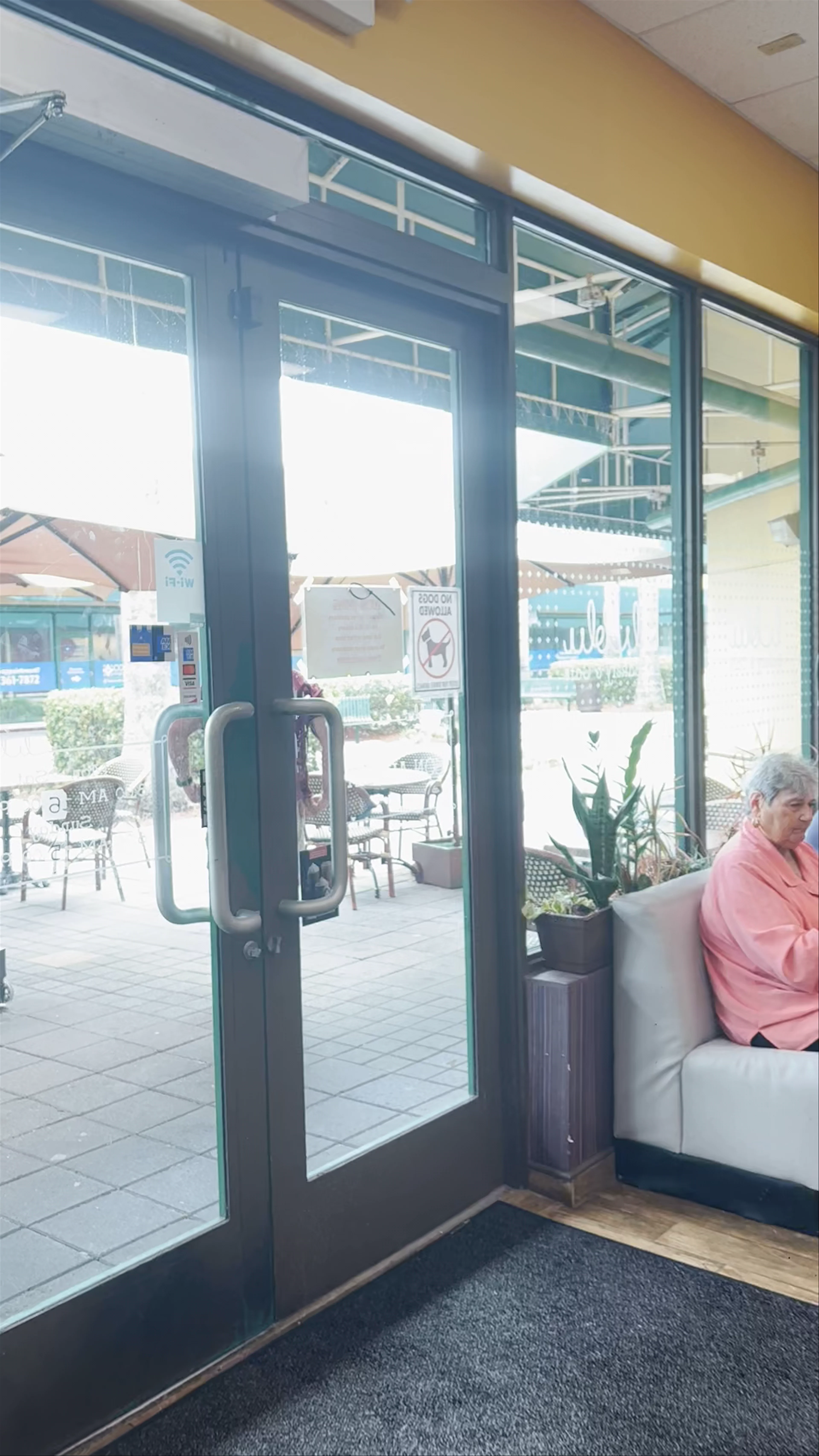 LuBlu Bakery & Cafe