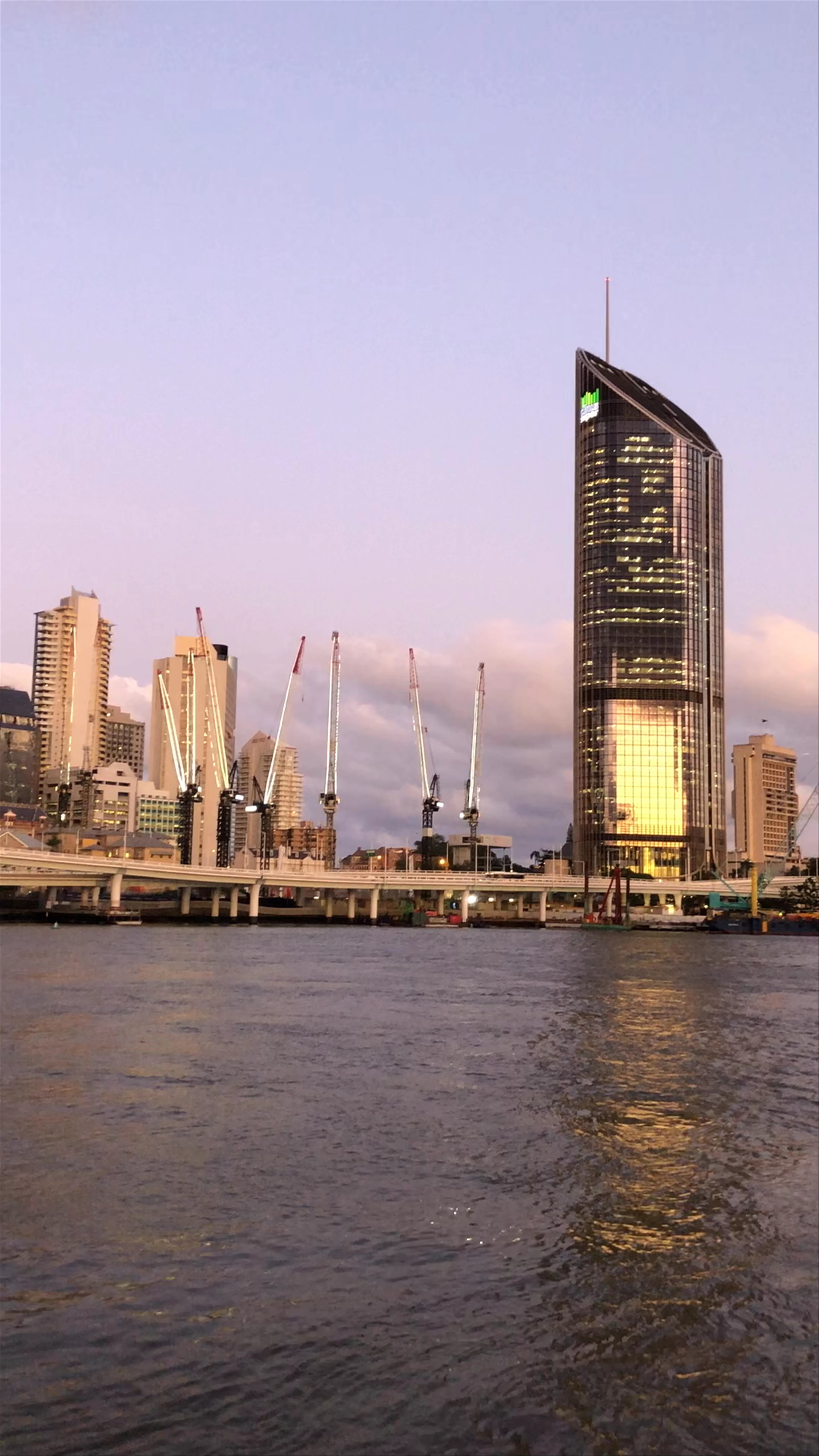 South Bank Parklands, Clem Jones Promenade