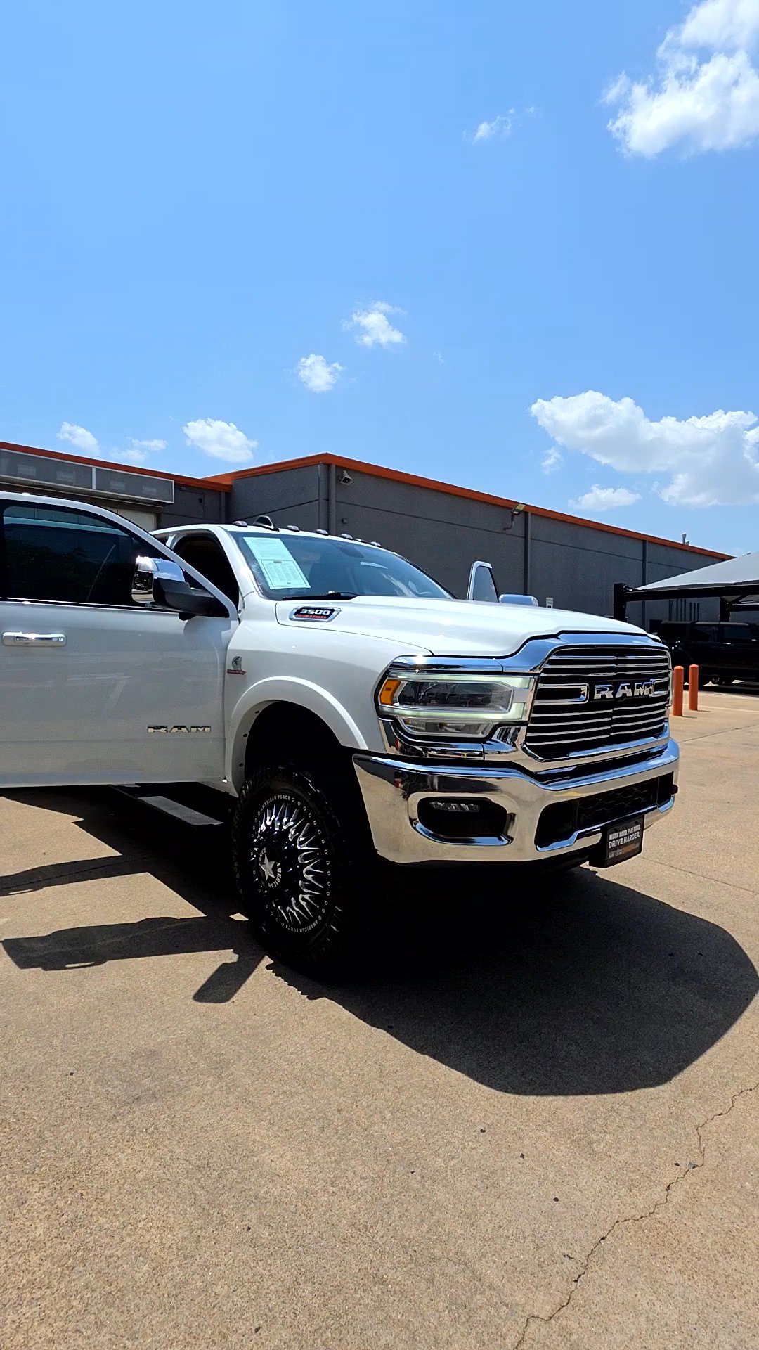 Lifted Trucks - #TX10995 - 2022 Ram 3500 Laramie Crew Cab
