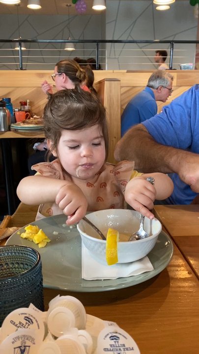 AVGO - Breakfast & Brunch Near Me - Saint John, Indiana