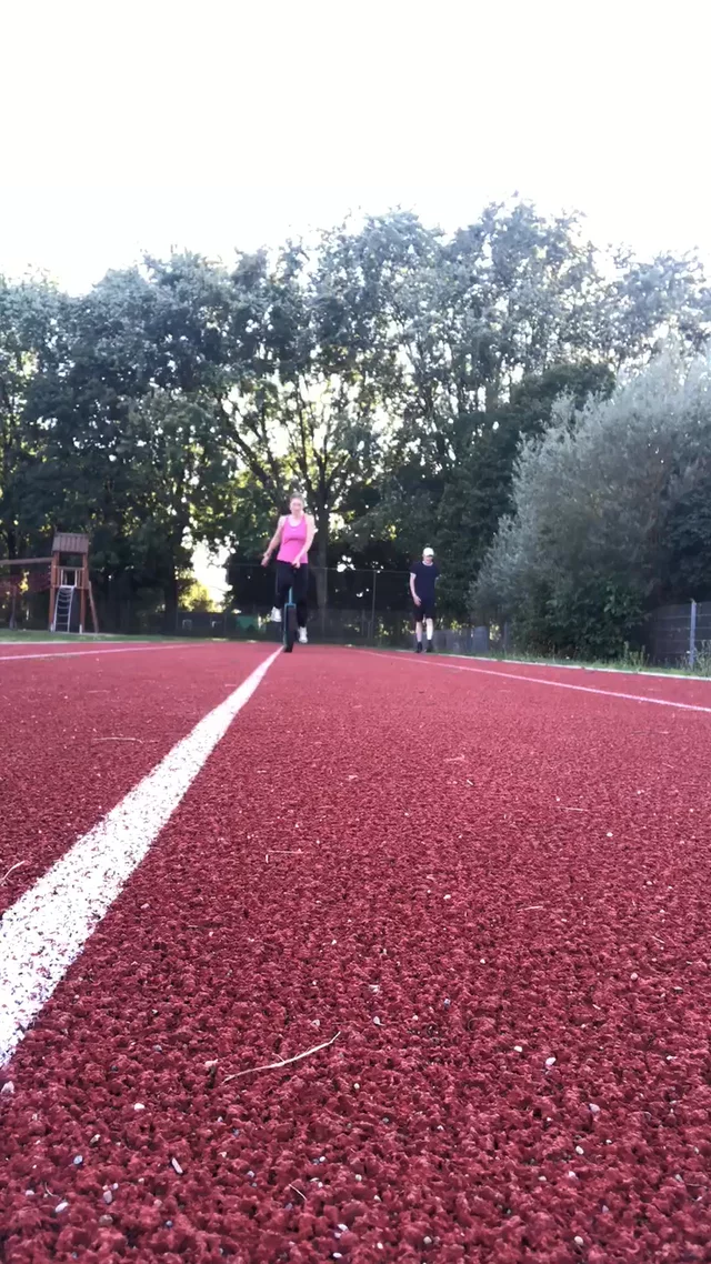 riu submission: Rw to one leg riding