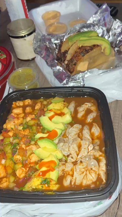 Mariscos Don Monchis - Dos banderas with aguachiles negros & ceviche de camarón, and tacos gobernadores, - Seafood Near Me - Paramount, California