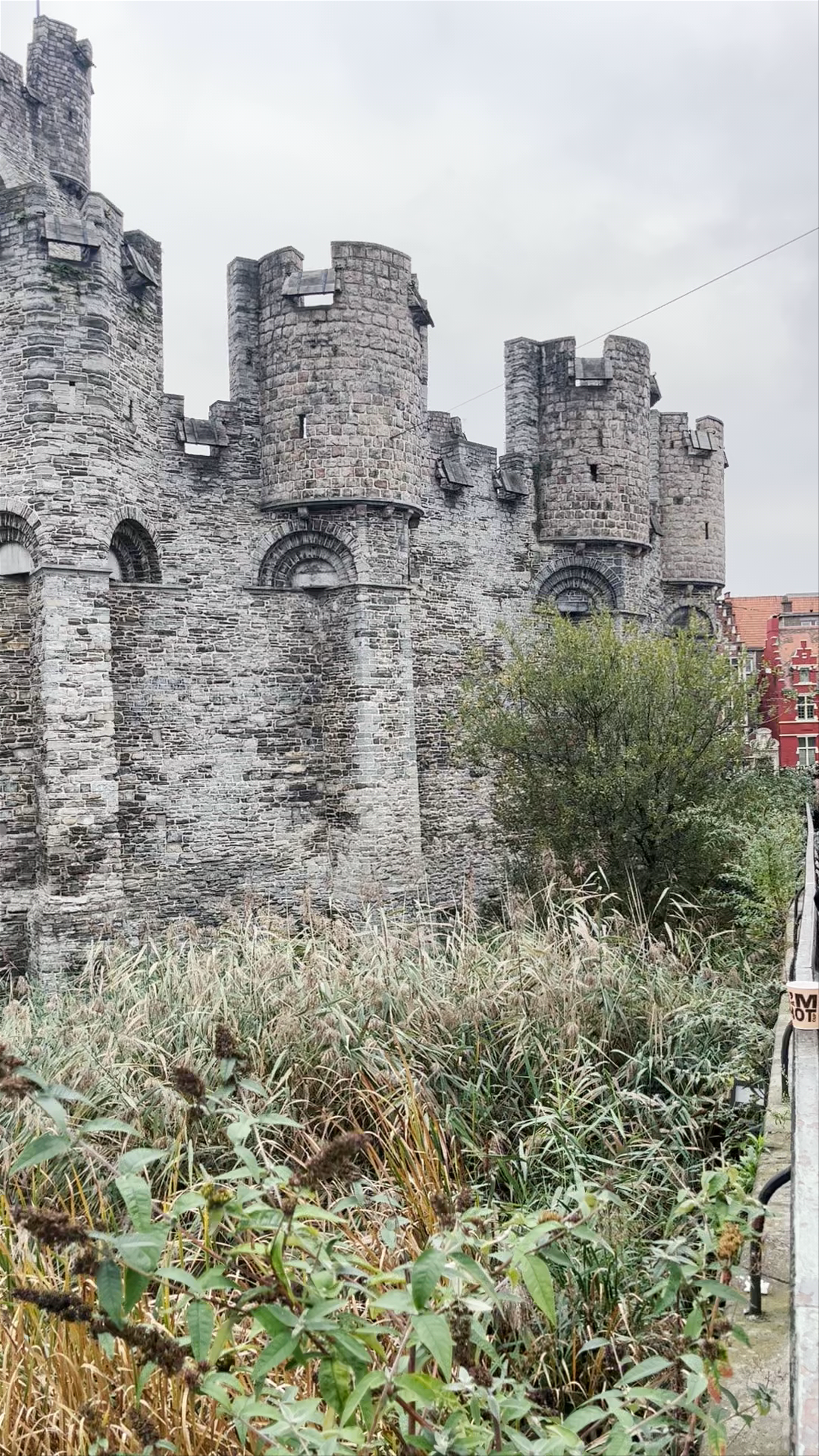 Gravensteen Castle: Medieval Majesty in Ghent