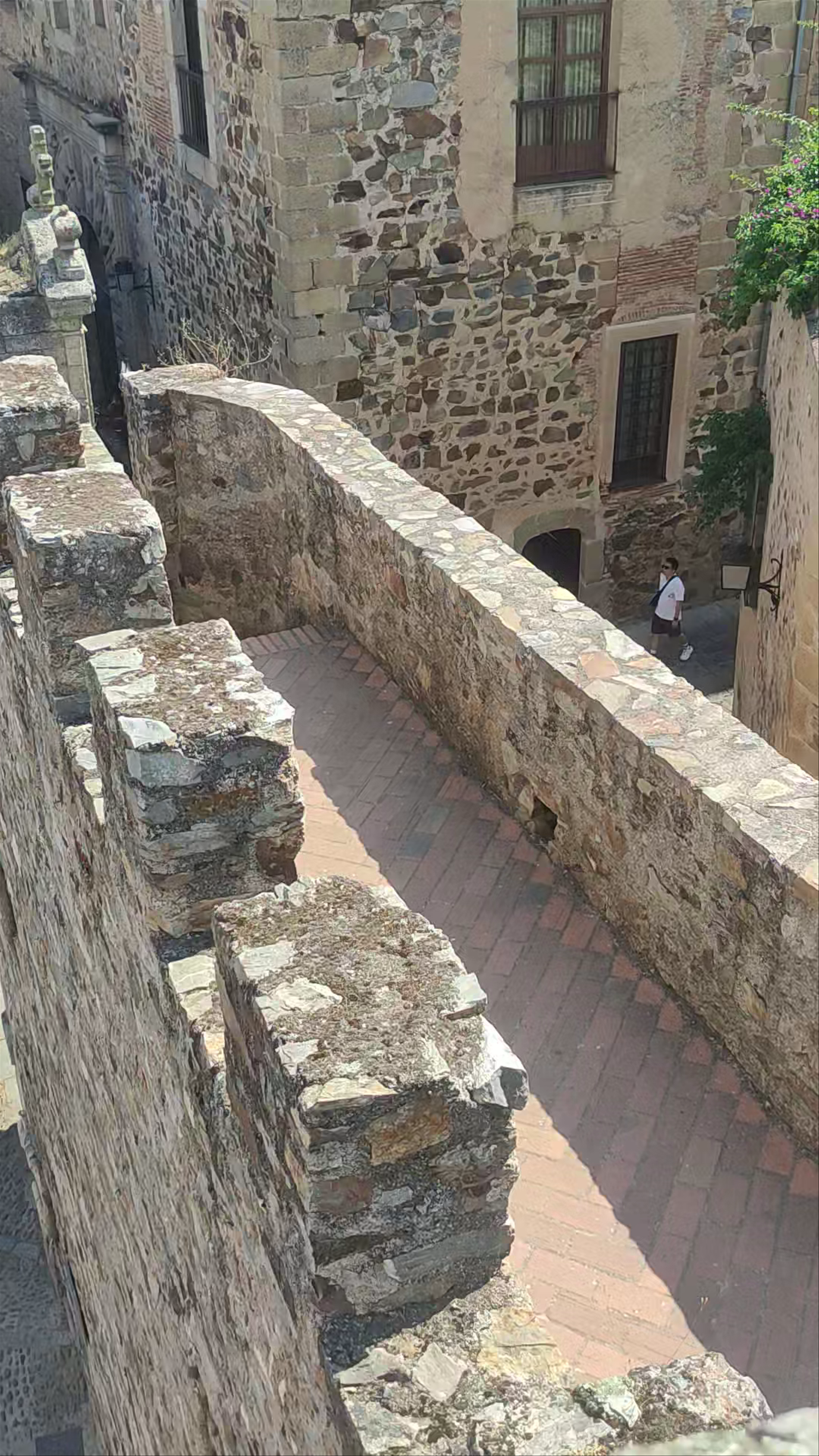 Muralla de Cáceres: Medieval Walls and Timeless Charm in Extremadura