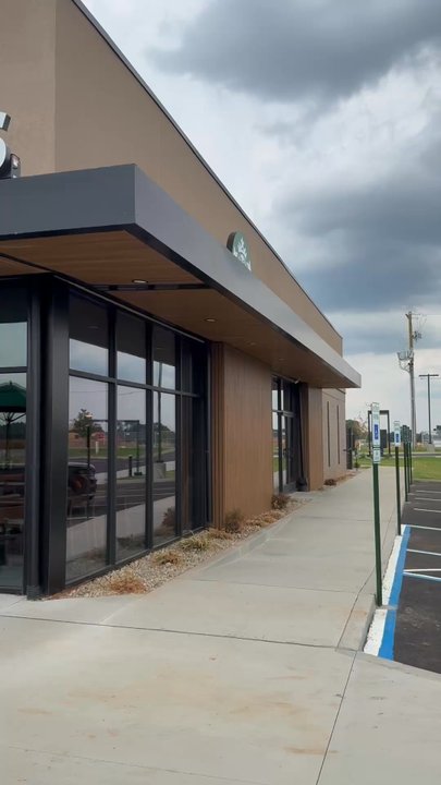 Starbucks - Coffee & Tea Near Me - Oak Grove, Kentucky