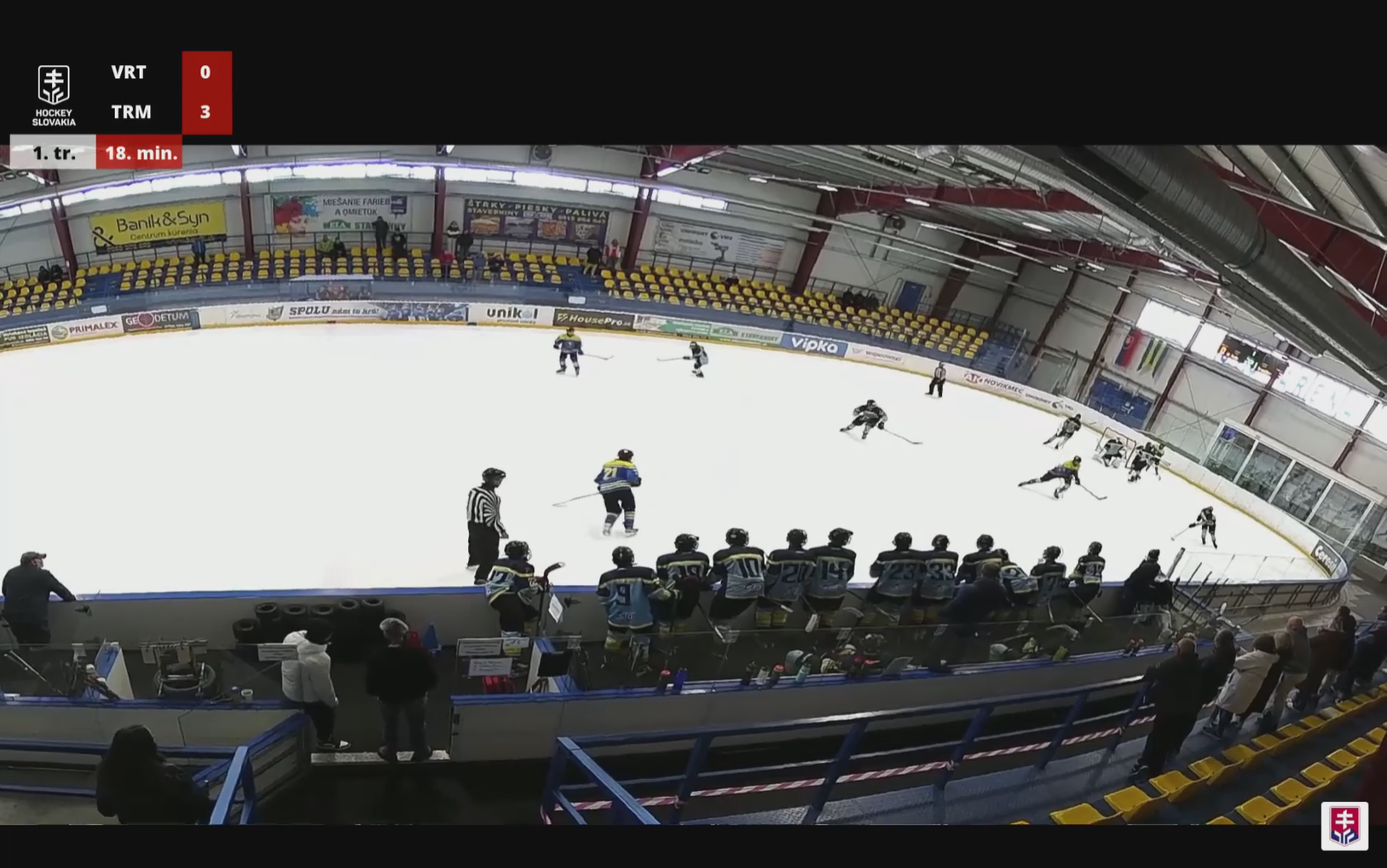 Nicolas Roth's Smart Defensive Play Leads to Game-Winning Assist